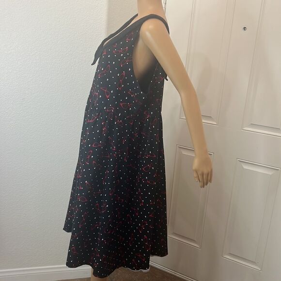 Torrid Retro Chic Dress V Neck Sleeveless Sz 24 Black Red Sunglasses Midi Zipper - Picture 4 of 11